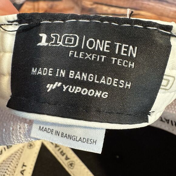 Ariat Men's Work Logo Patch Flexfit Baseball Cap Trucker Snapback Hat Black - Picture 8 of 9